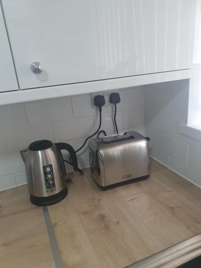 Marston Green Quiet House 8 Mins From Nec/Airportヴィラ エクステリア 写真